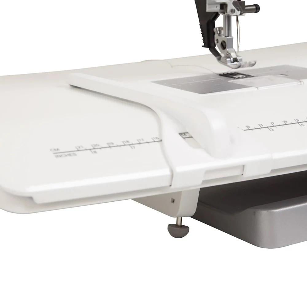 Table d’extension WT14 Agrandissez la zone de travail de votre machine à coudre en ajoutant Table d’extension WT14 Agrandissez la zone de travail de votre machine à coudre en ajoutant