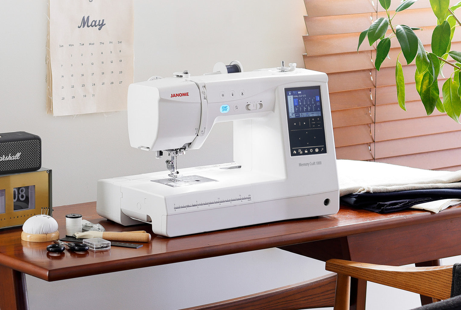 Janome Memory Craft 1000 – Sewing & Embroidery Machine
