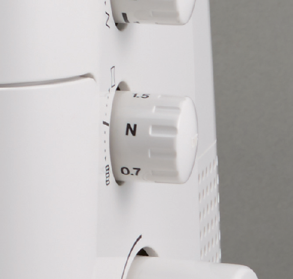 JUKI MO-2000 SERGER SELF