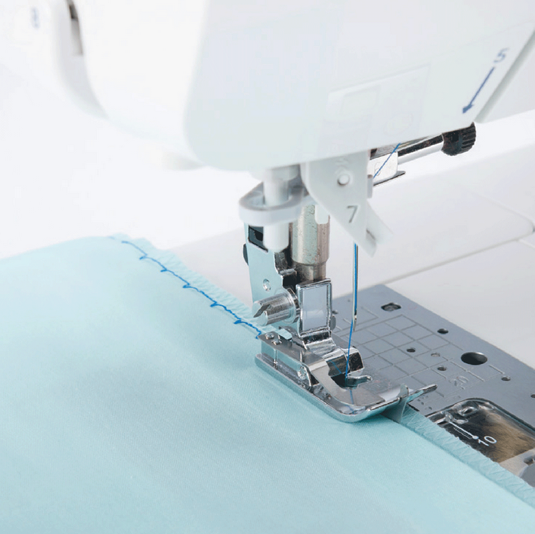 JUKI DX5 Sewing Machine