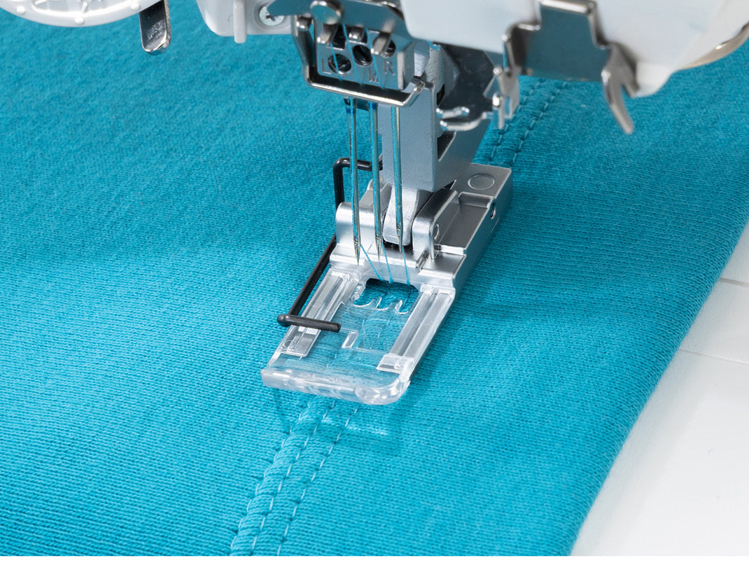Janome CoverPro 3000 Professional