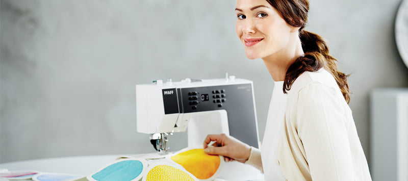 Pfaff passport™ 2.0 - Available for purchase in-store only.
