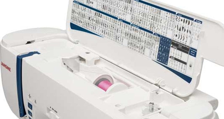 Janome Skyline S9 - Available for purchase in-store only.